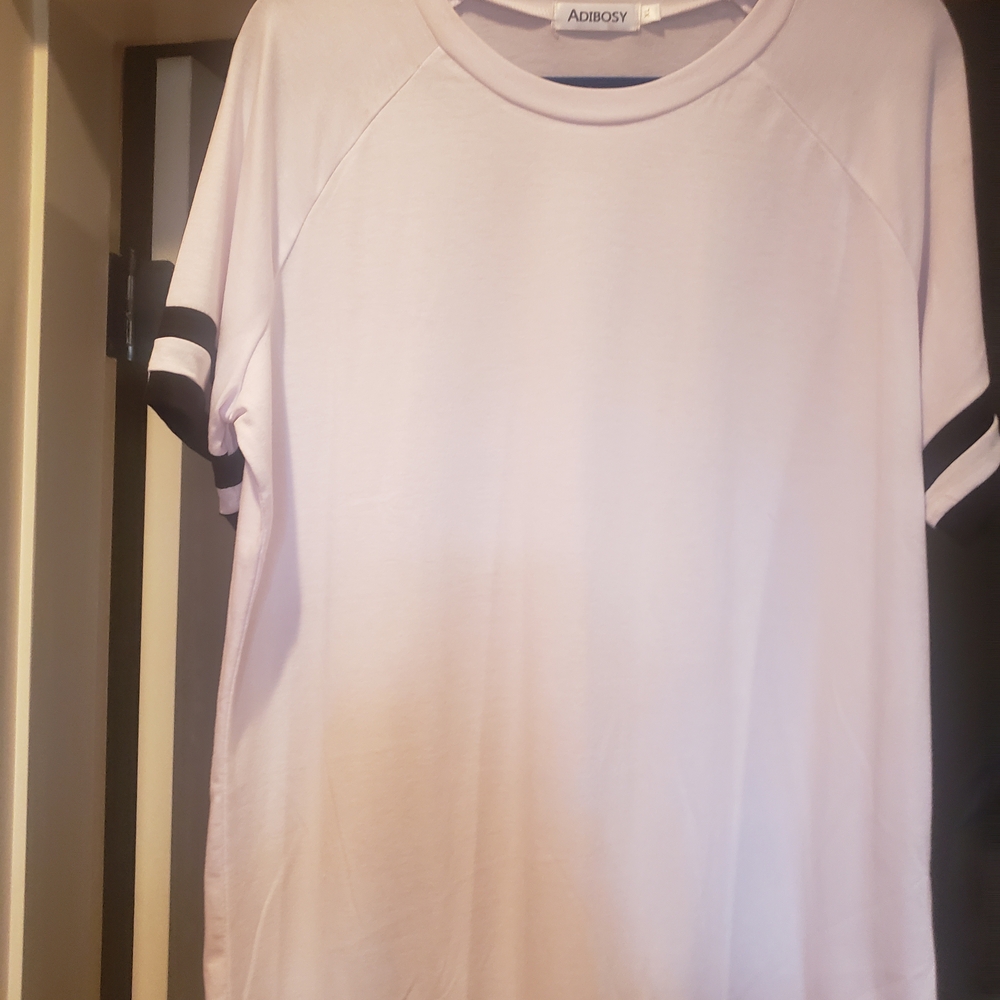 Adiosy White T-Shirt with Black Stripes